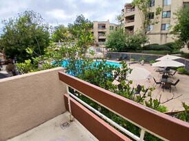 7225 Navajo Rd in San Diego, CA - Building Photo