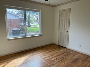 5322 Saxon Dr in Houston, TX - Building Photo - Building Photo