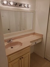 235 Lake Dora Dr in West Palm Beach, FL - Building Photo - Building Photo