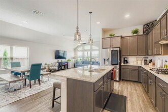 202 Pulitzer Dr in Hutto, TX - Building Photo - Building Photo
