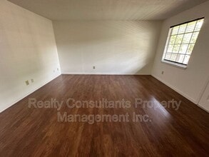 3830 Country Club Rd in Winston-Salem, NC - Building Photo - Building Photo