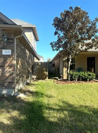 24630 Lakecrest Run Dr in Katy, TX - Foto de edificio - Building Photo