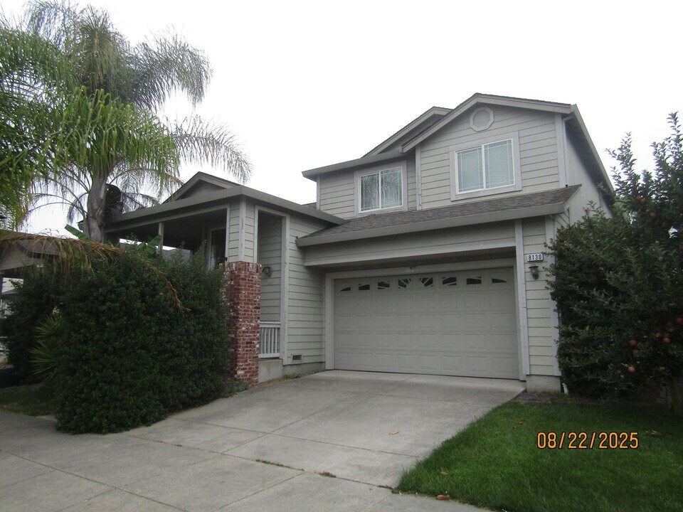 8130 Luisa Way in Windsor, CA - Building Photo