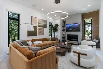 2824 Ashford Rd NE, Unit 15-15208 in Atlanta, GA - Foto de edificio - Building Photo