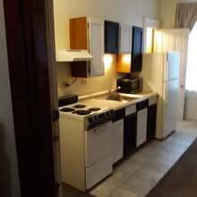 2350 Rohs St, Unit 4 in Cincinnati, OH - Building Photo - Building Photo