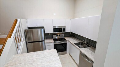 9179 SW 138th Pl in Miami, FL - Building Photo - Building Photo