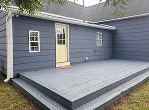 306 Moore St in Clayton, NC - Building Photo - Building Photo