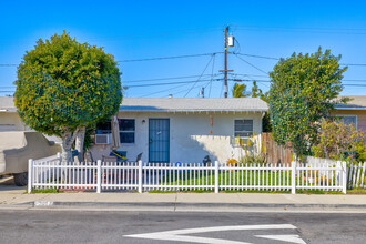 229 E 219th St in Carson, CA - Building Photo - Building Photo