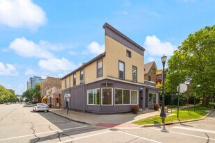 1000 Foster St in Evanston, IL - Building Photo
