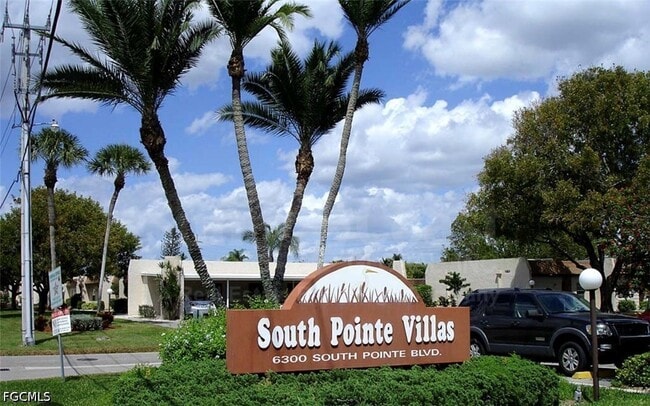 6300 South Pointe Blvd in Ft. Myers, FL - Building Photo - Building Photo