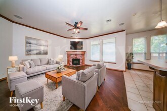 1417 SW 133rd St in Oklahoma City, OK - Foto de edificio - Building Photo