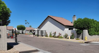 3045 N 24th Dr in Phoenix, AZ - Building Photo - Building Photo