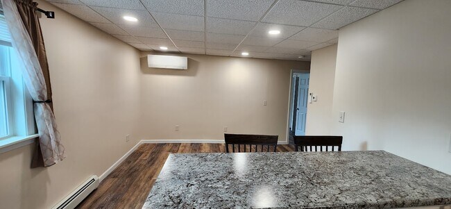 142 College Ave in Waterville, ME - Building Photo - Building Photo
