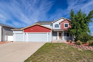 8380 Tallman Rd in Peyton, CO - Building Photo