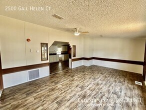 2500 Gail Helen Ct in North Fort Myers, FL - Building Photo - Building Photo
