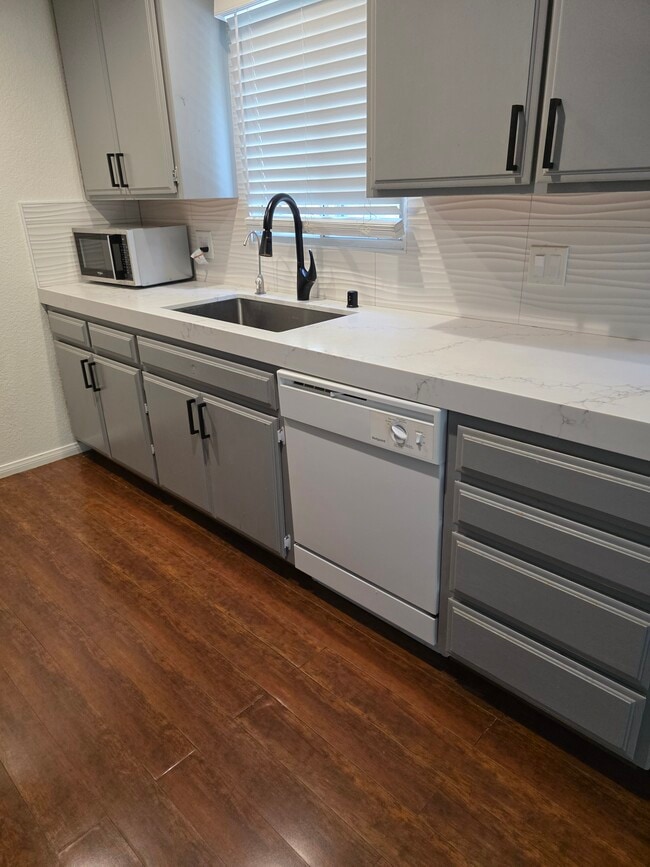 316 E Imperial Ave, Unit B, Unit B