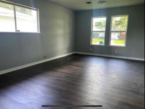 46 Bruce Ln in Orange, TX - Building Photo - Building Photo
