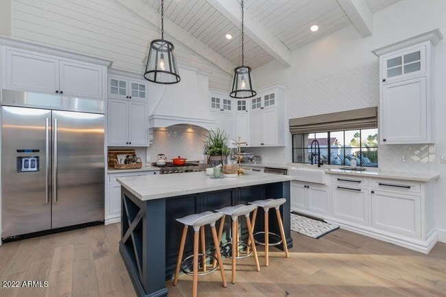 property at 22012 N 84th Pl