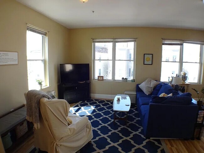 846 Dorchester Ave, Unit #3 in Boston, MA - Building Photo - Building Photo