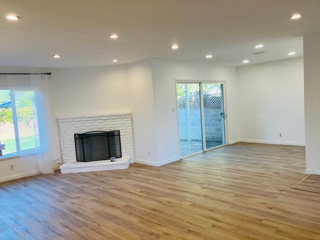 property at 15025 Leadwell St