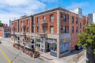 The Cabrillo (shared restroom) in San Pedro, CA - Building Photo - Building Photo