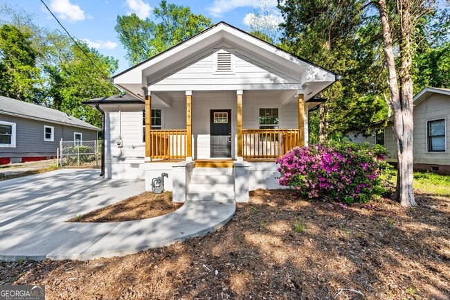 property at 849 Wood St NW