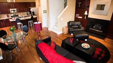 SoMa Rowhouses in Omaha, NE - Building Photo - Interior Photo