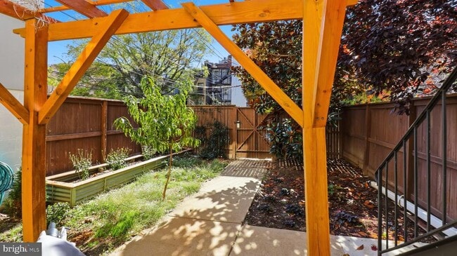 property at 1450 Harvard St NW