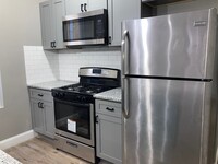 1402 Wharton St, Unit 1 in Philadelphia, PA - Building Photo - Building Photo