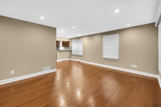 303 N Harvey St in Griffith, IN - Building Photo - Building Photo