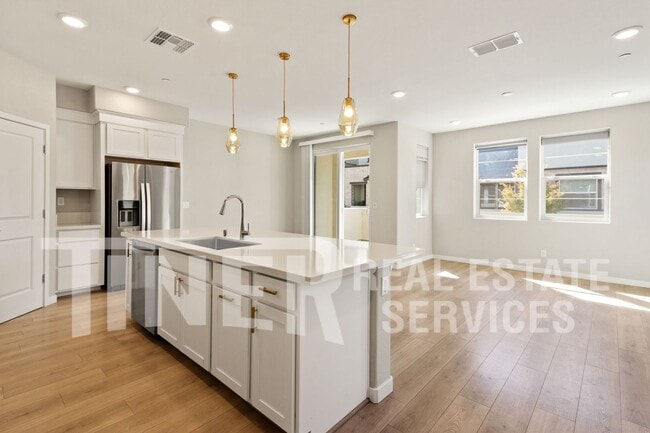 3081 Eagle Chase Walk in Sacramento, CA - Building Photo - Building Photo