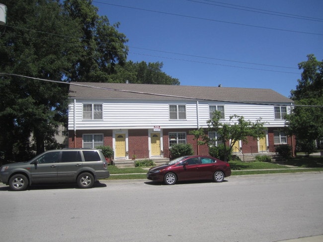 2403 Knapp St