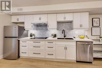 21 Rolyat St in Toronto, ON - Building Photo - Building Photo