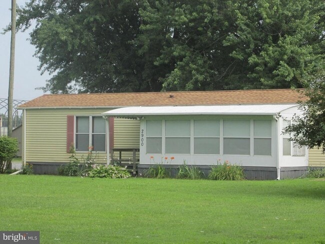 property at 2900 Central Rd