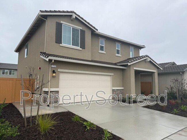 1753 Lacey Ave in Manteca, CA - Building Photo - Building Photo