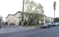 6706 Cleon Ave in North Hollywood, CA - Foto de edificio - Building Photo