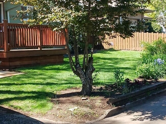 property at 3235 Cooke St S