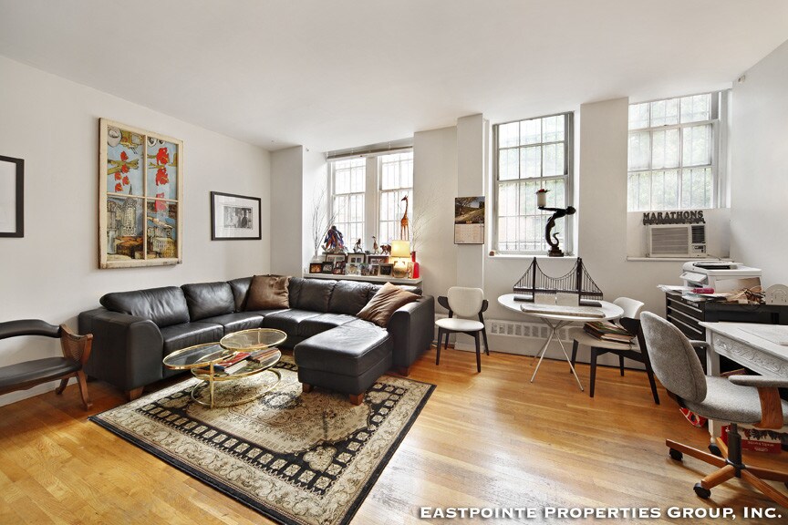 29 King St-Unit -1G in New York, NY - Building Photo