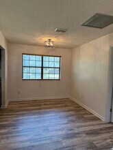 25 Sabal Palm Dr in Crawfordville, FL - Foto de edificio - Building Photo