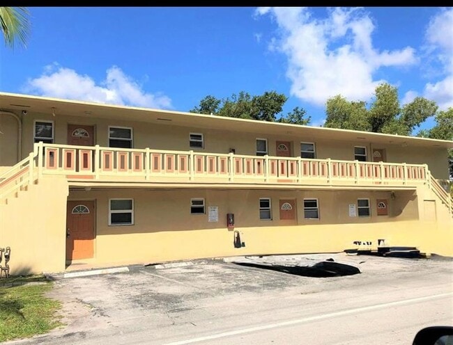 1500 SW 5th Pl in Fort Lauderdale, FL - Building Photo - Building Photo