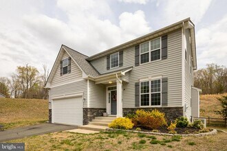48 Ellison Ct in Fredericksburg, VA - Building Photo - Building Photo