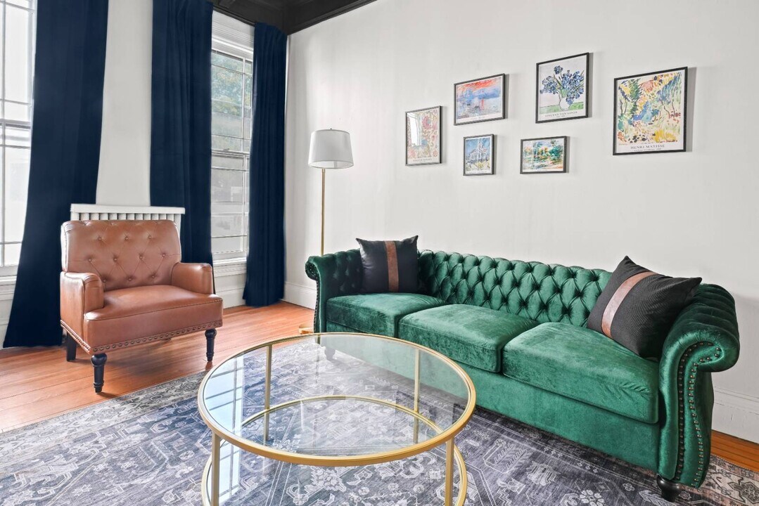 107 Union Ave in Saratoga Springs, NY - Building Photo