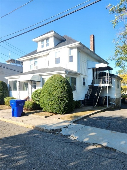 6 Park Terrace, Unit 1 in Milford, MA - Building Photo - Building Photo