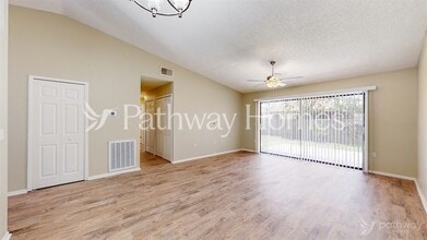 3239 Curry Woods Cir in Orlando, FL - Building Photo - Building Photo