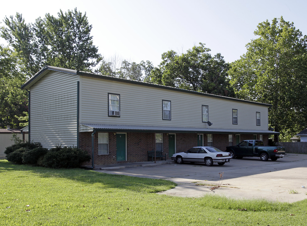 309 N 5th St in Cabot, AR - Building Photo