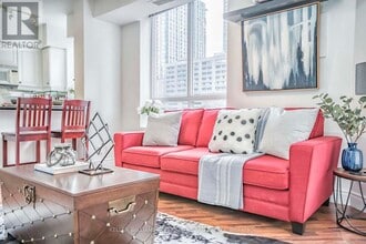 20 Collier St in Toronto, ON - Building Photo - Building Photo