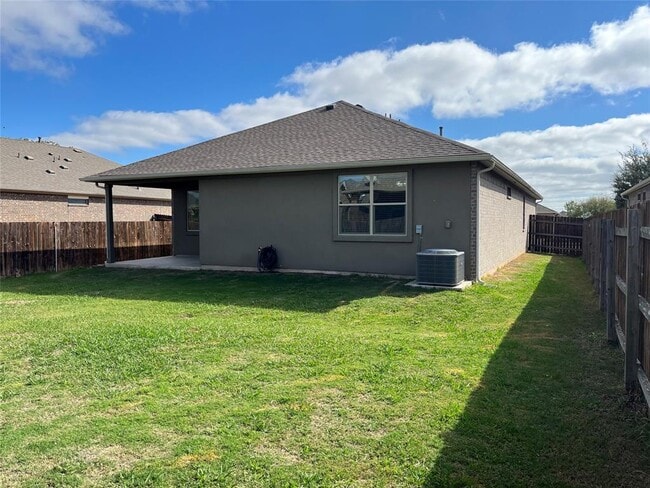 18508 Calasetta Dr in Pflugerville, TX - Building Photo - Building Photo