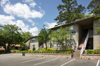 The Crossing at 2600 in Tallahassee, FL - Building Photo - Building Photo