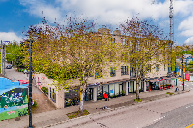 The Lennox in Vancouver, BC - Building Photo - Building Photo