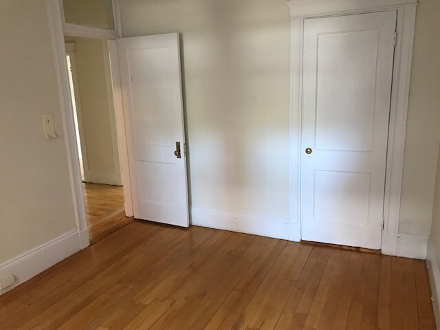 1824 Beacon St, Unit 1 in Brookline, MA - Building Photo - Building Photo